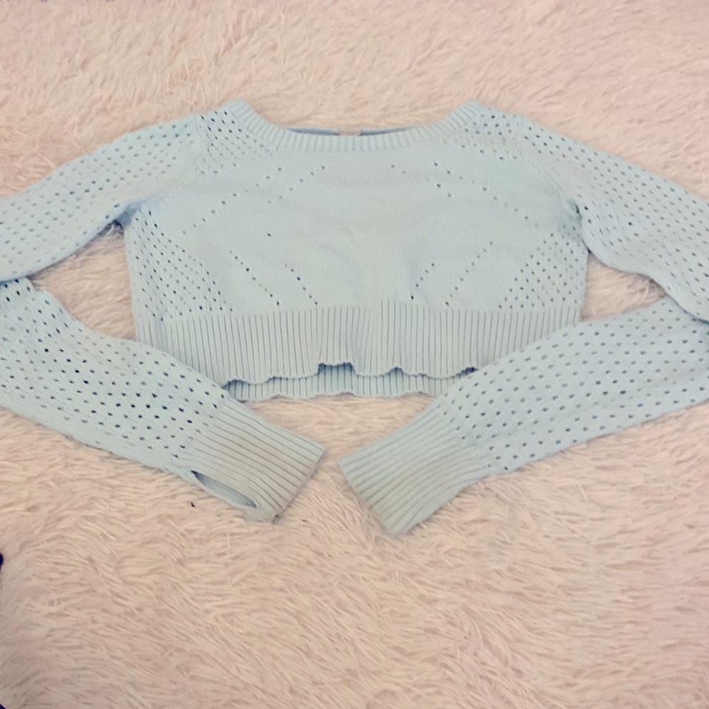 Ivivva cropped blue sweater.good condition